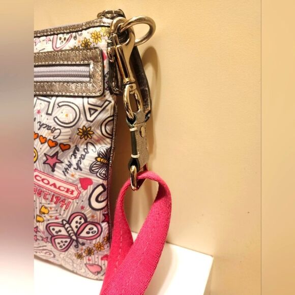 Auth. Coach "Poppy" Butterfly Graffiti Print Nylon Cross Body Bag Ret. $245 EUC - Picture 5 of 9